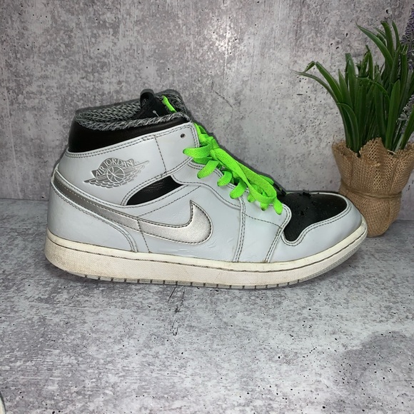 skechers that look like jordans